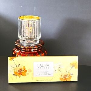 NIB Laura Geller Seasonless Staples Wildflower Wishes 14Multi-Finish Eyeshadow